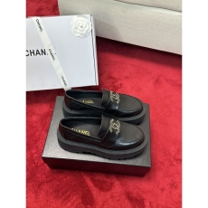 Chanel Low Shoes